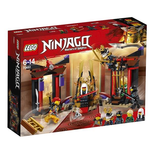 Imagen de Lego Ninjago duelo en la sala del trono.