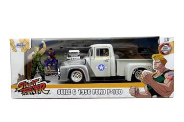 Imagen de Camioneta Street Fighter Ii Gille 1956 Ford Pickup Escala 1:24 con Figura Guile Smoby 253255057