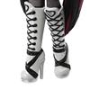 Imagen de Muñeca Monster High Reel Drama Draculaura en blanco y negro.