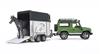 Imagen de Coche Land Rover con transporte caballos Bruder