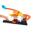 Imagen de Hot Wheels City Pizza Ataque de la Serpiente Pista con 1 Vehículo a Escala 1:64