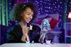 Imagen de Monster High Fiesta de Pijamas Twyla Muñeca Articulada con Mascota y Accesorios Mattel