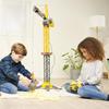 Imagen de Grúa radio control Mighty Crane 110 Cm. Gira 360 grados.