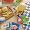 Imagen de Kit De Hamburguesas  De Creative Chefs Cheeseburger And Fries Kit. Incluye 22 accesorios.