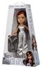 Imagen de Muñeca Bratz Stylin' Charmz Yasmin con charm 25 aniversario y un look brillante 22 cm