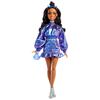 Imagen de Barbie Deluxe Metallic Muñeca con jersey azul
