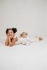 Imagen de Muñeca Elegance 40 Cm Aria Beige C/Mecamismo Risa Try Me C/Pelo