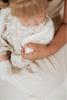 Imagen de Muñeca Elegance 40 Cm Aria Beige C/Mecamismo Risa Try Me C/Pelo
